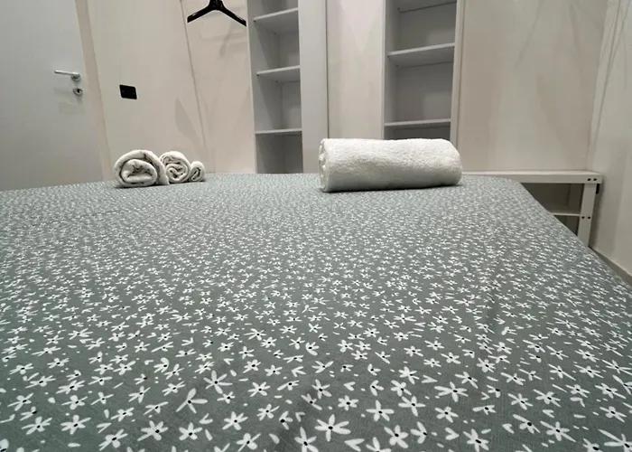 Sofia E Clara Mozia Apartament *